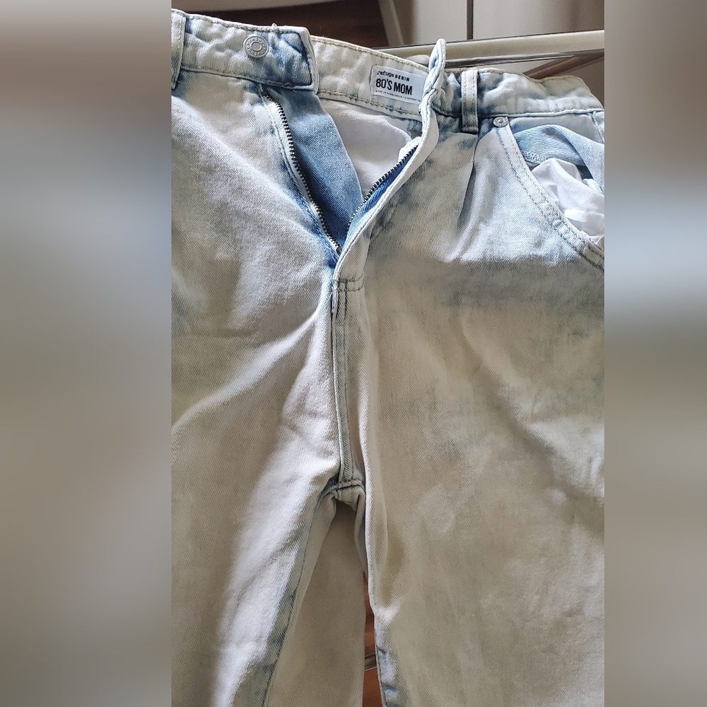 80' mom jeans